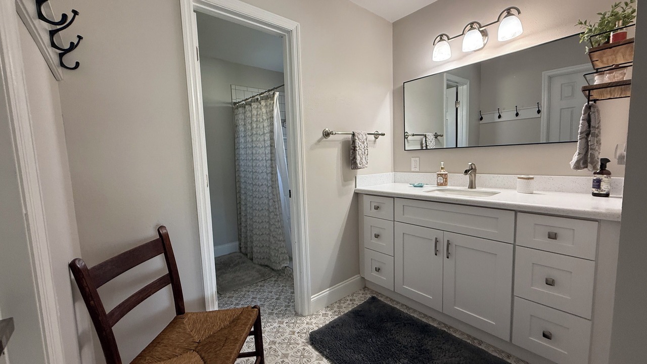 Photo of Bathroom in Interchange Square