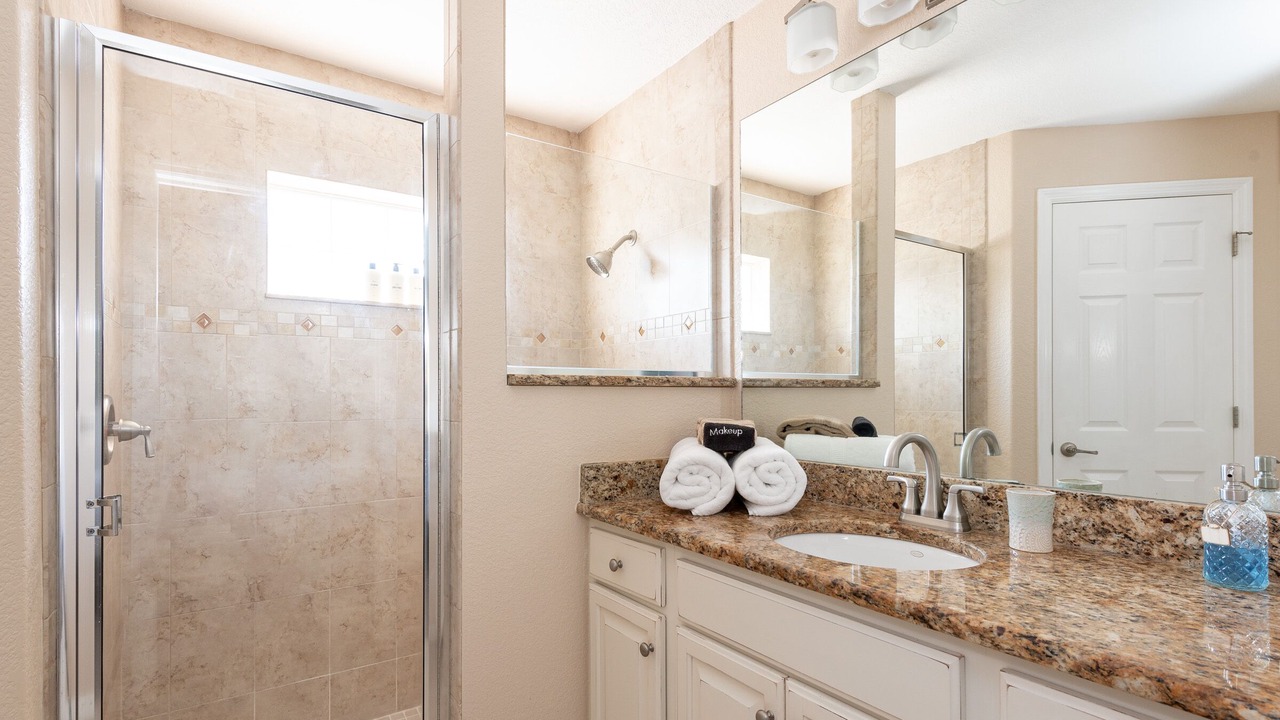 Photo of Bathroom in Englewood East