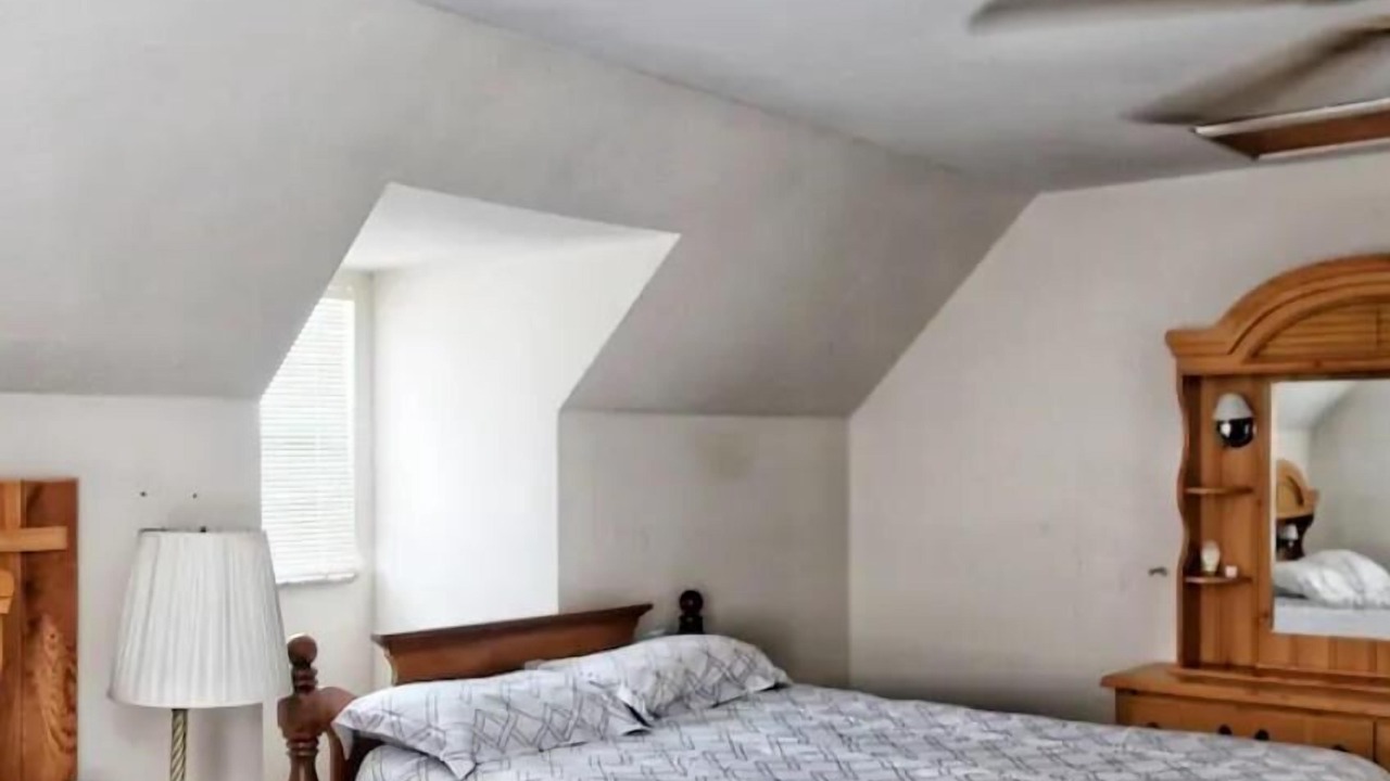 Photo of Bedroom in Walker's Island