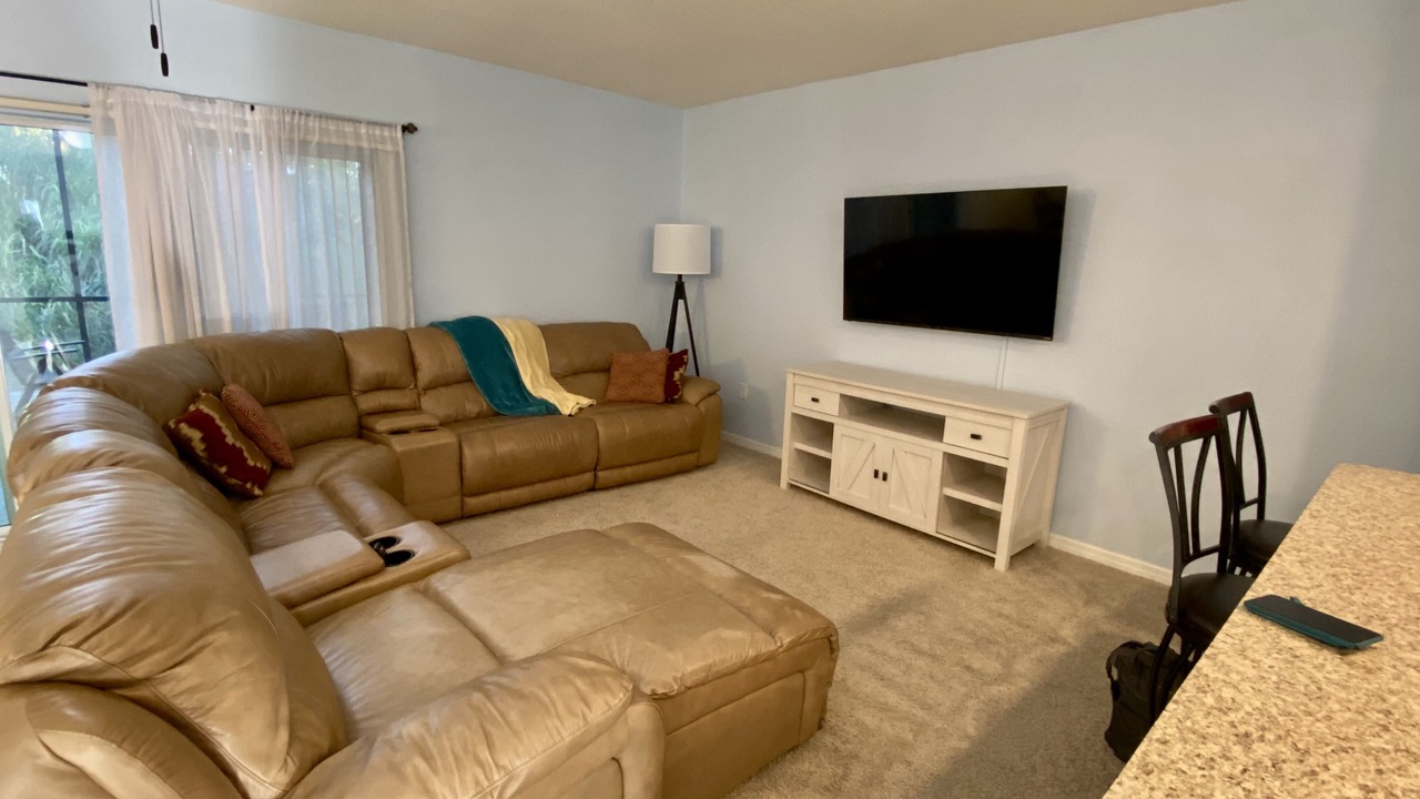 Photo of Livingroom in Holly Hill