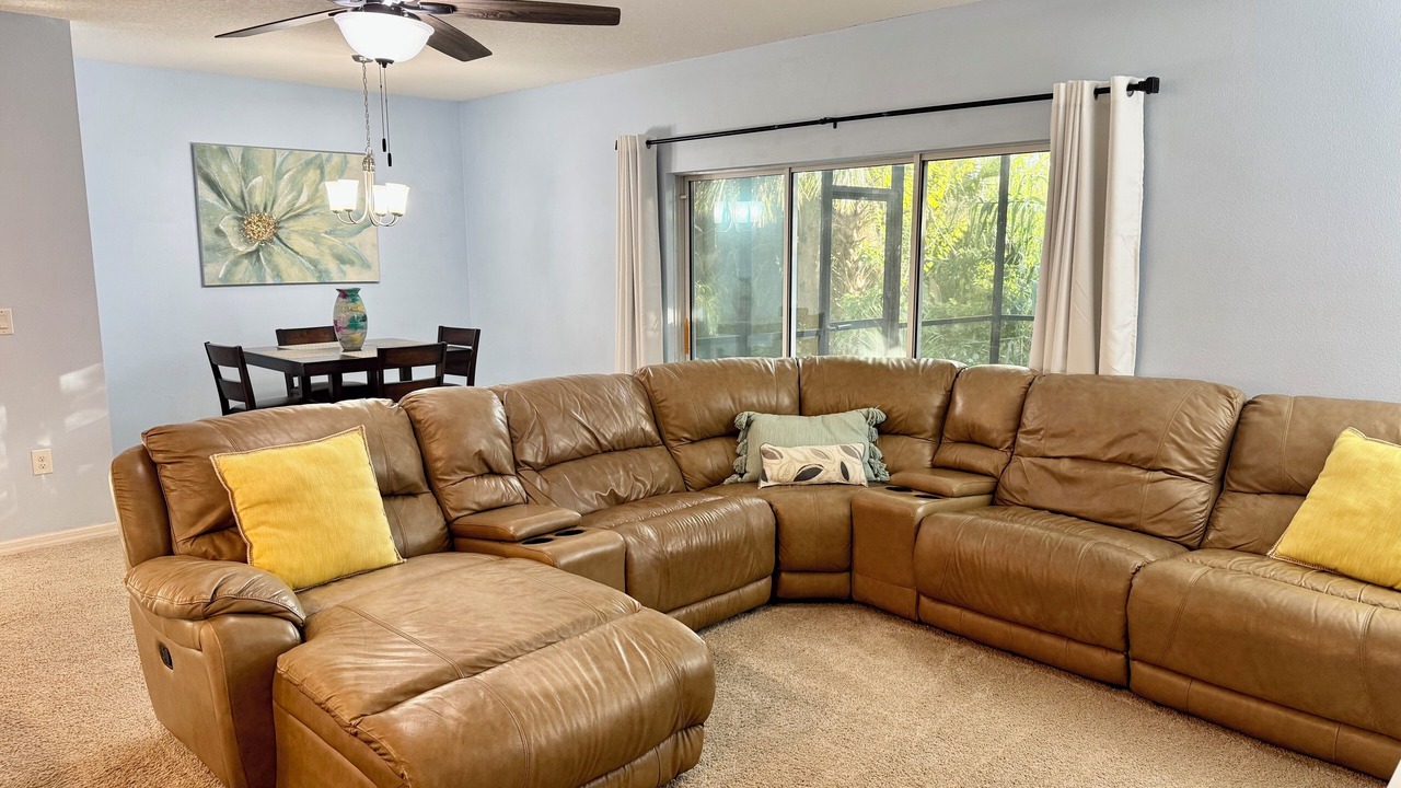 Photo of Livingroom in Holly Hill