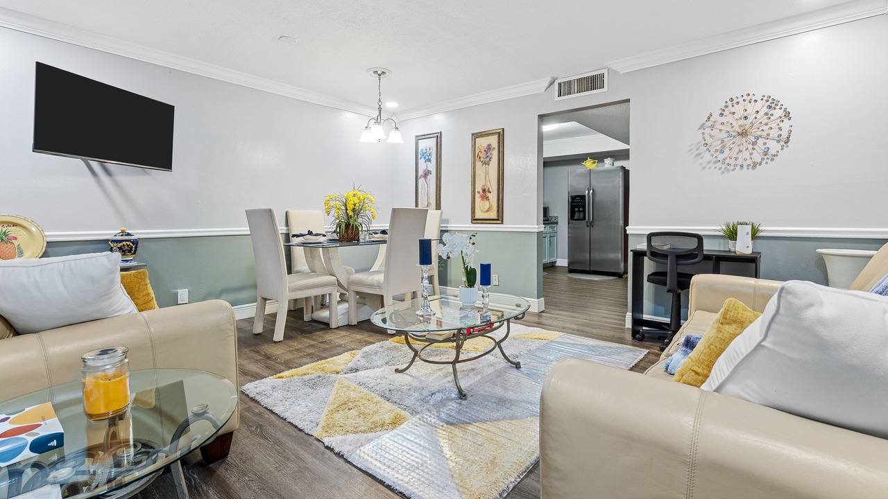 Photo of Livingroom in Pineapple Grove Arts District