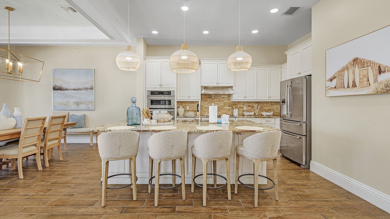 Photo of Kitchen in Mid Island