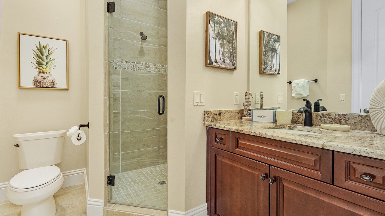 Photo of Bathroom in Mid Island