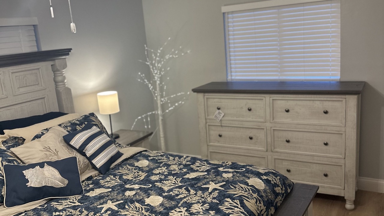 Photo of Bedroom in Florida Shores