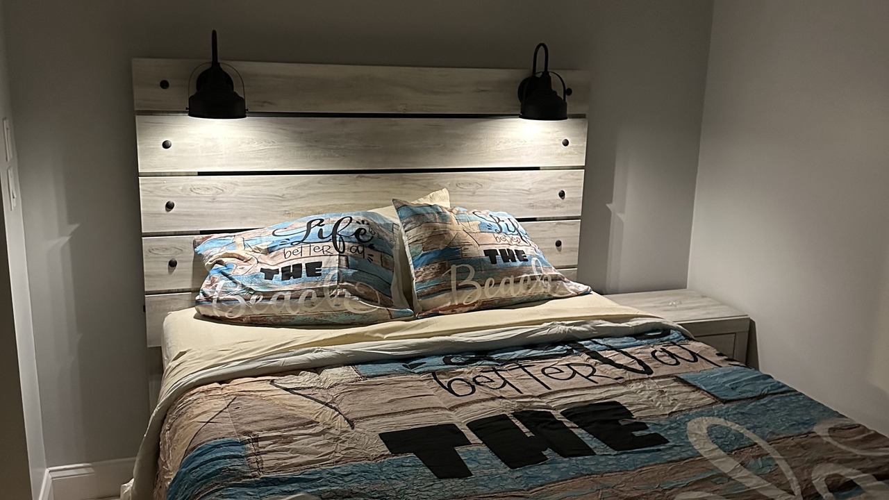 Photo of Bedroom in Florida Shores