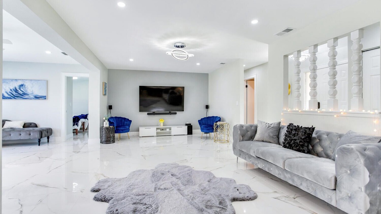 Photo of Livingroom in Rustic Oaks