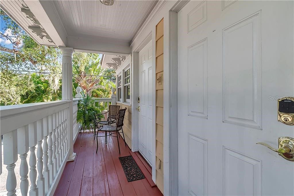 Photo of Patio Balcony in Historic Old Northeast