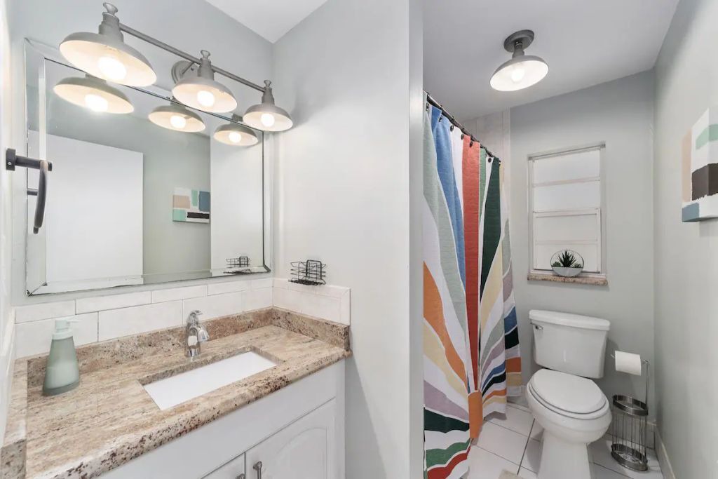 Photo of Bathroom in Fort King District