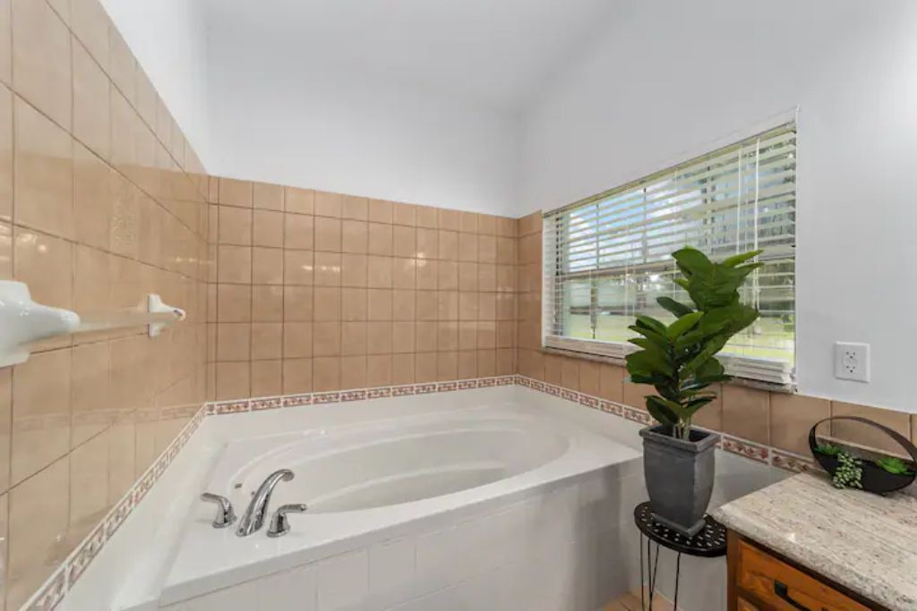 Photo of Bathroom in Fort King District