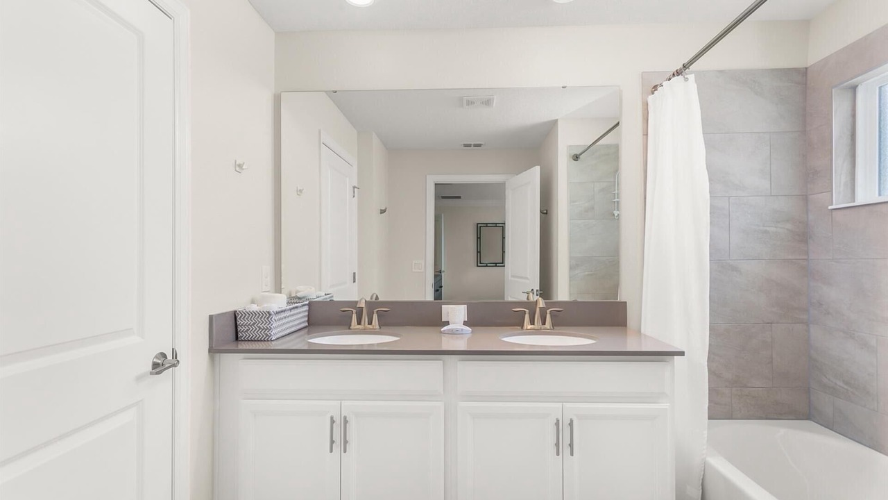 Photo of Bathroom in Sandy Ridge