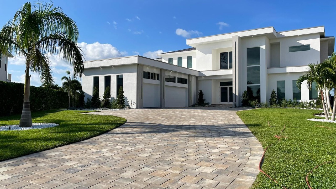 Photo of Outdoor in Pelican