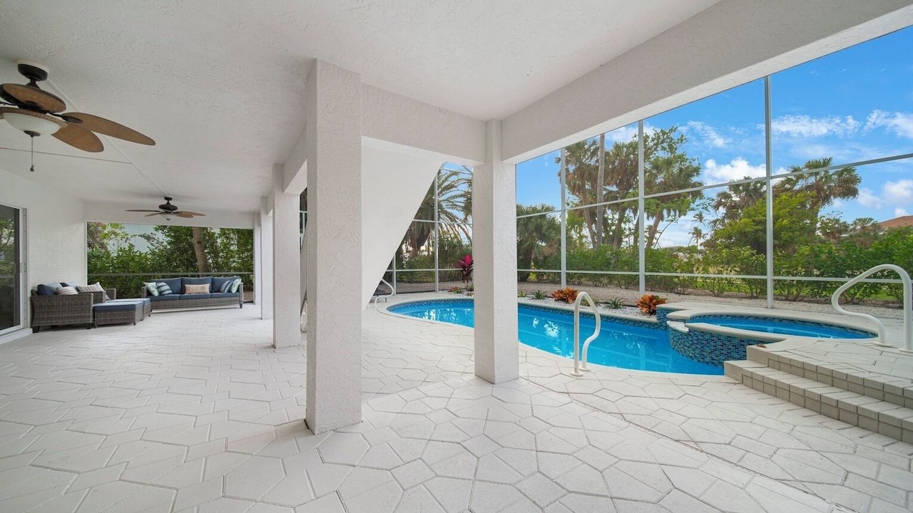 Photo of Outdoor in Beachview Country Club Estates