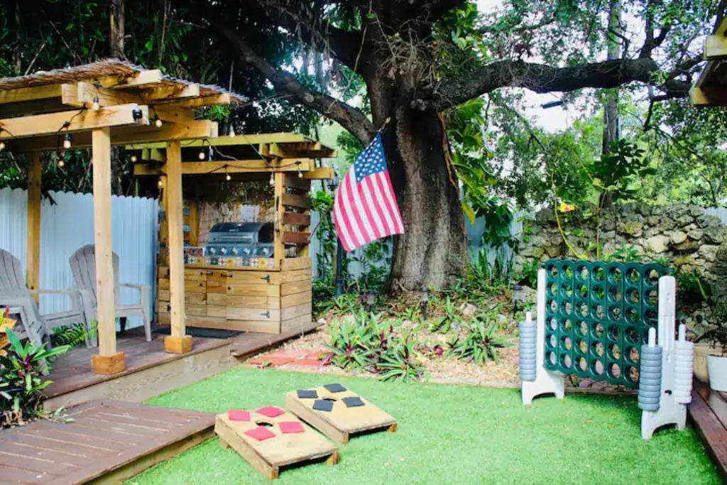 Photo of Outdoor in Northeast Coconut Grove