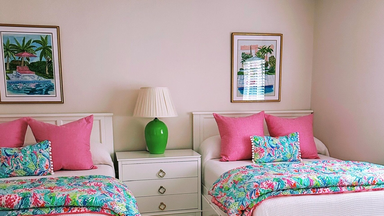 Photo of Bedroom in Golden Beach