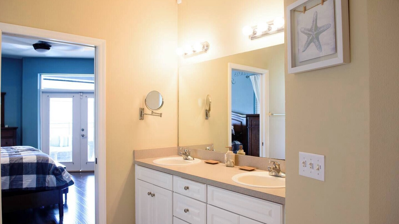 Photo of Bathroom in Lakeland