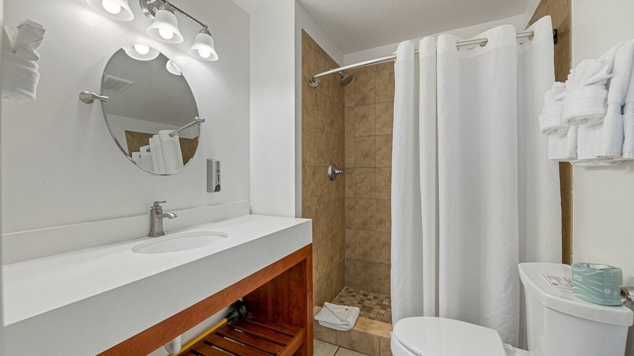 Photo of Bathroom in New Town