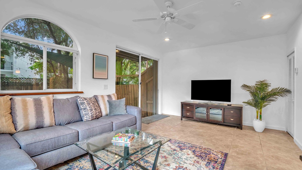 Photo of Livingroom in Coconut Grove