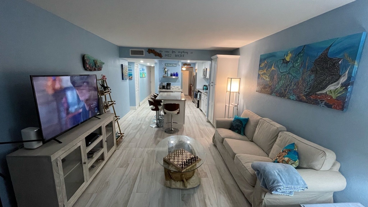 Photo of Livingroom in Largo Sound Village
