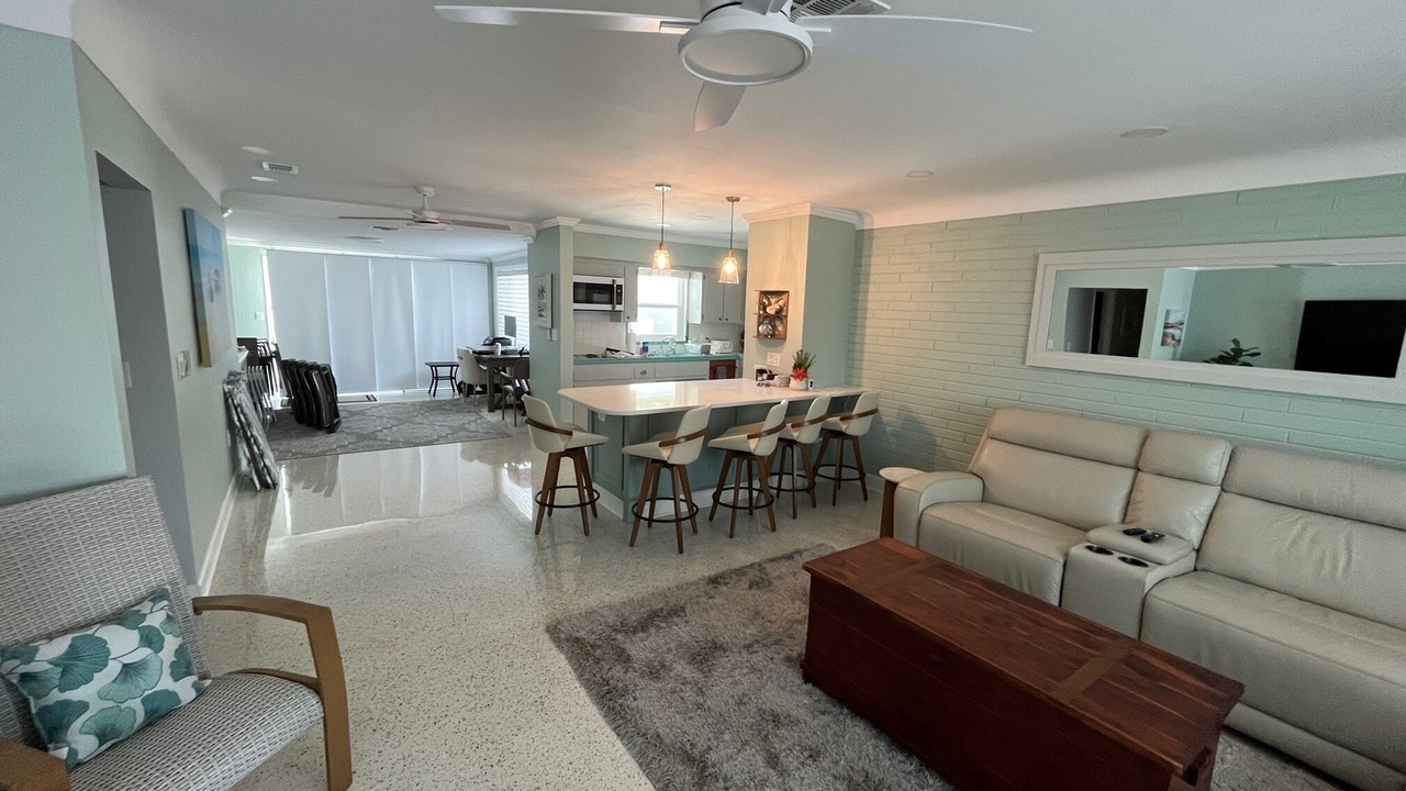 Photo of Livingroom in Belle Vista