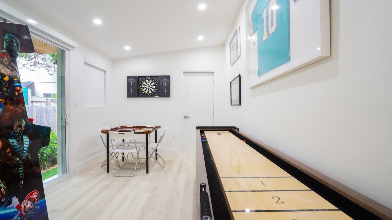 Photo of Bedroom in Coral Way
