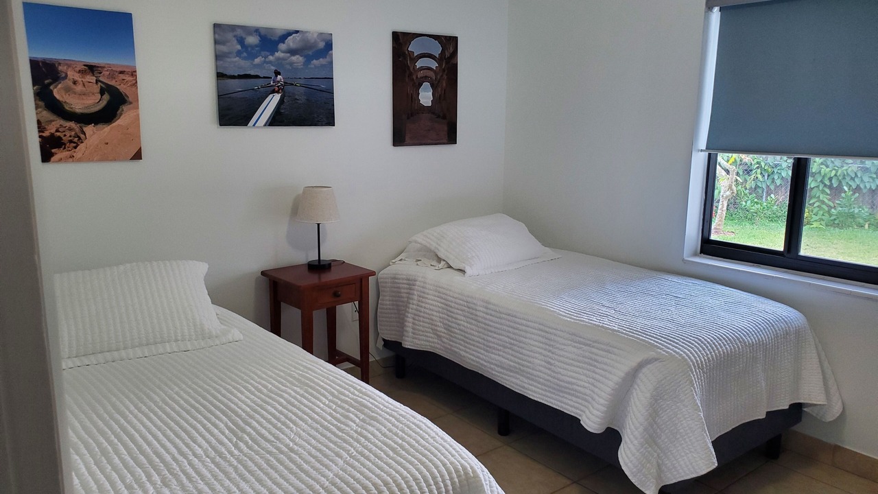 Photo of Bedroom in Kendale Lakes