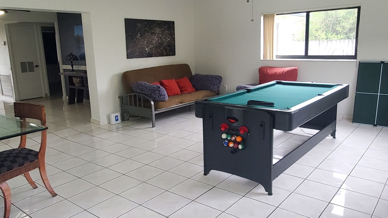 Photo of Bedroom in Kendale Lakes