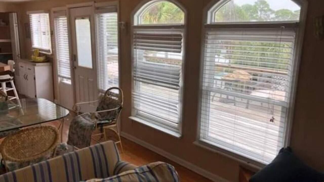 Photo of Livingroom in Alligator Point
