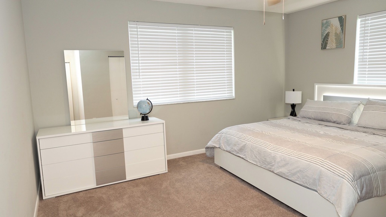 Photo of Bedroom in Ojus