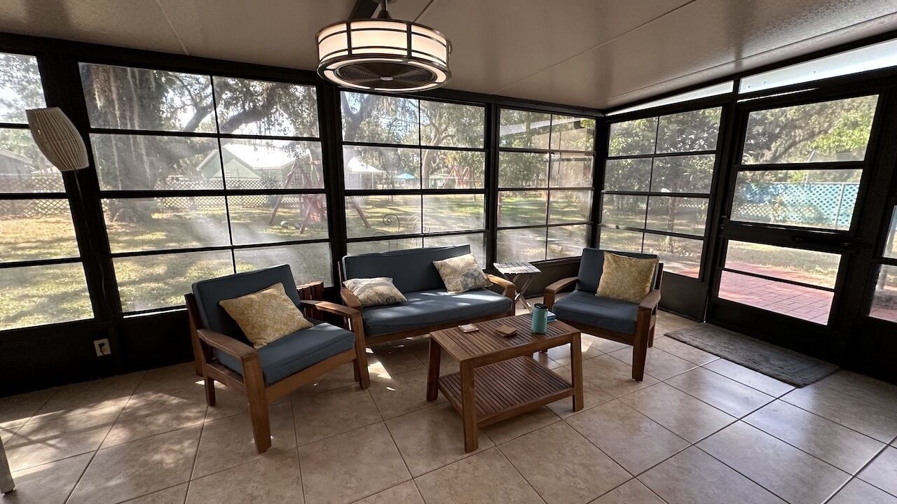 Photo of Livingroom in Port LaBelle