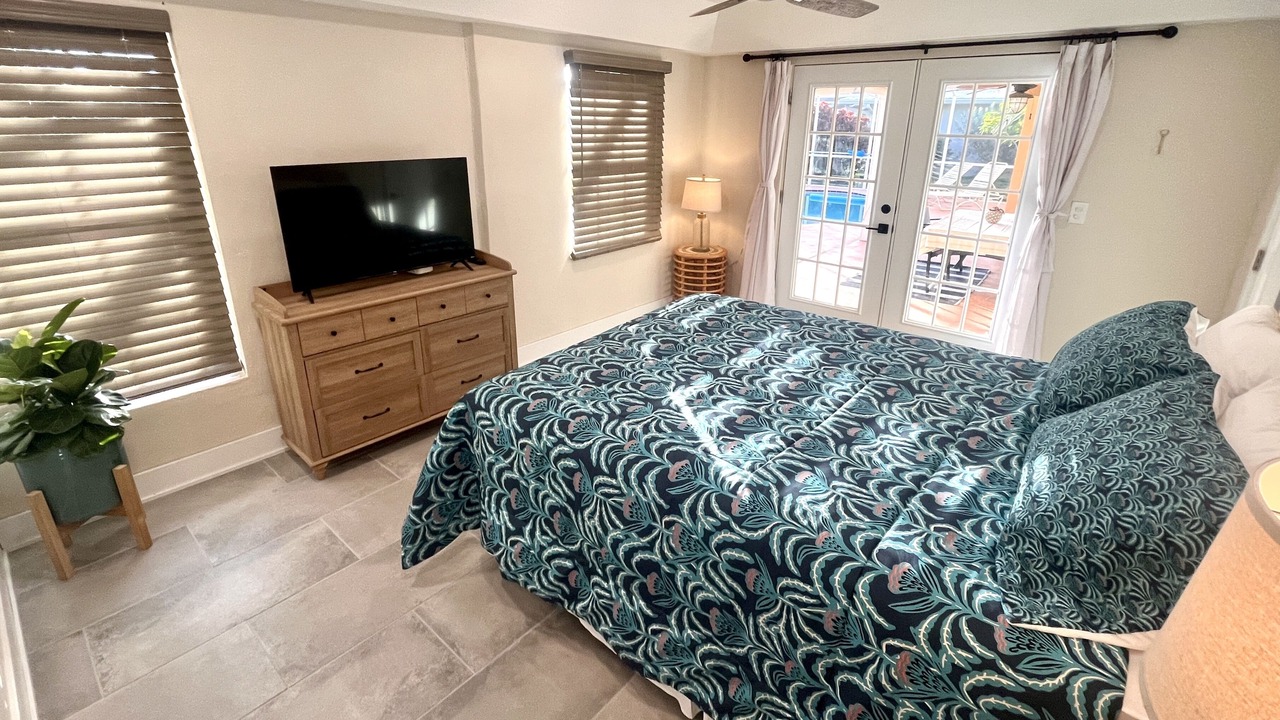 Photo of Bedroom in Yacht Club