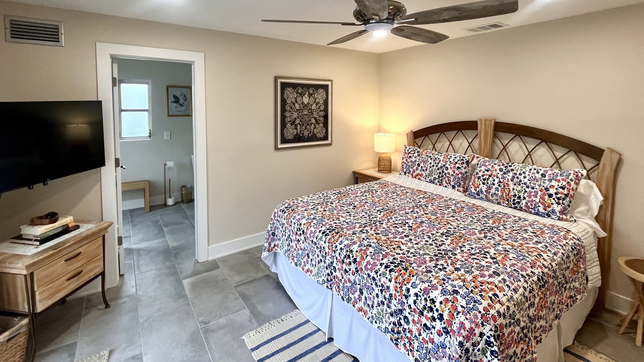 Photo of Bedroom in Yacht Club
