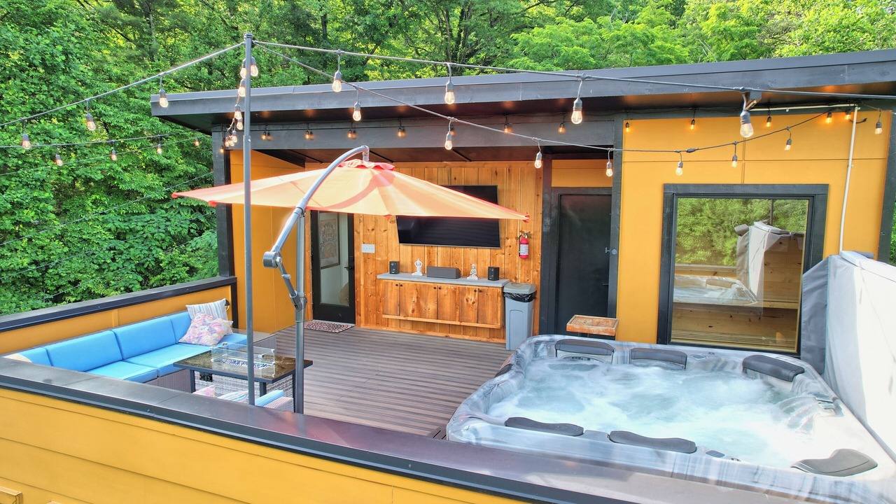Photo of Outdoor in Clayton