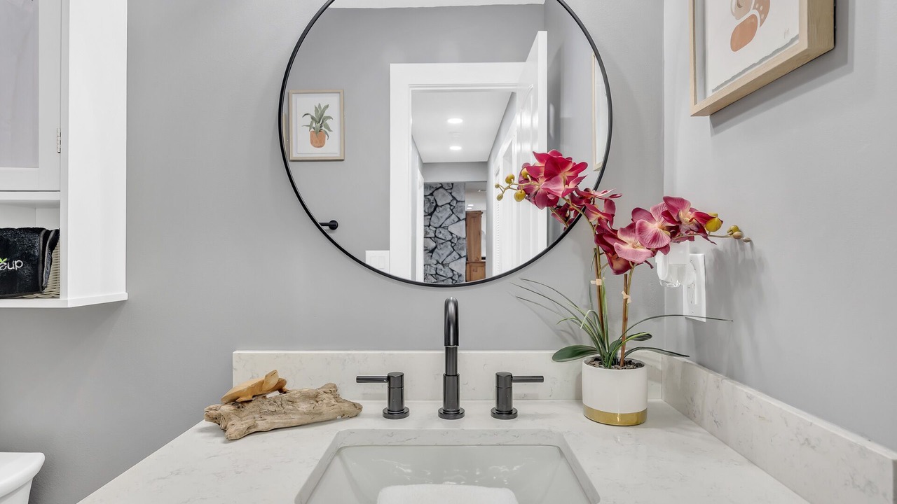 Photo of Bathroom in Doctors Inlet