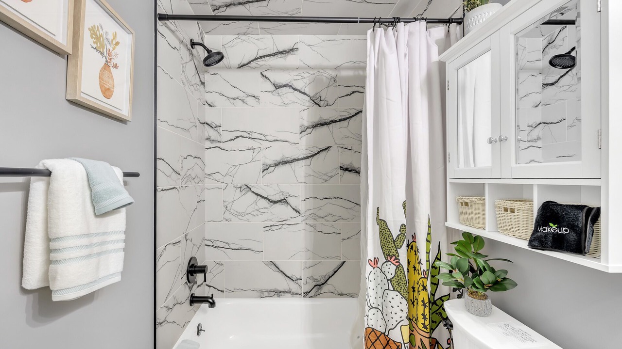 Photo of Bathroom in Doctors Inlet