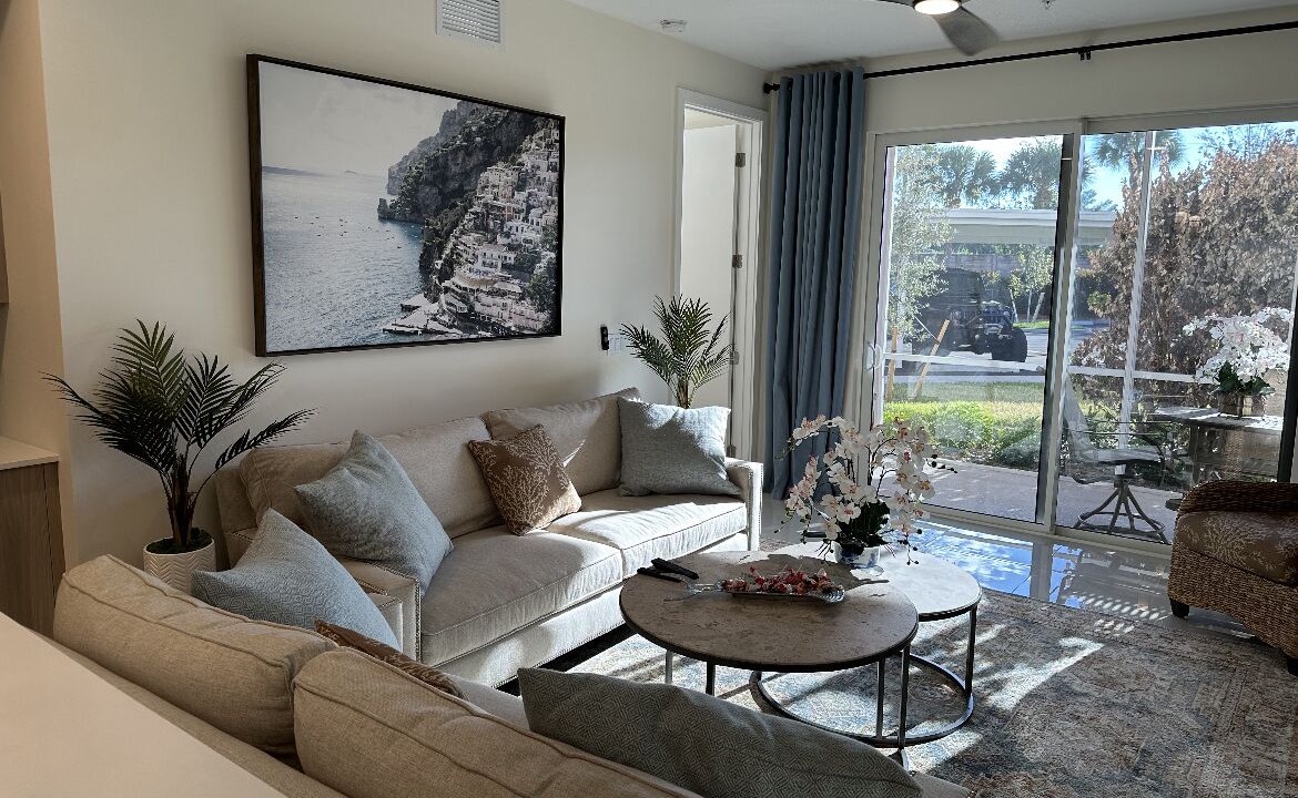 Photo of Livingroom in Majestic Palms