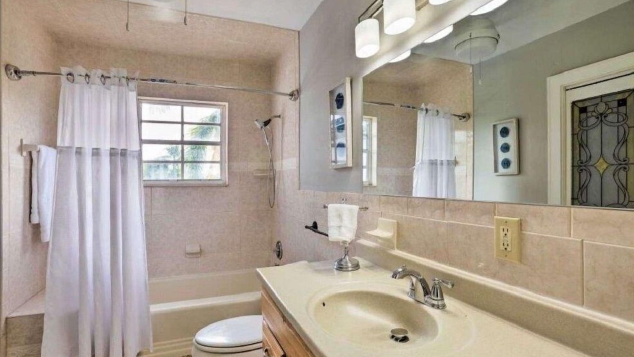 Photo of Bathroom in Boynton Beach
