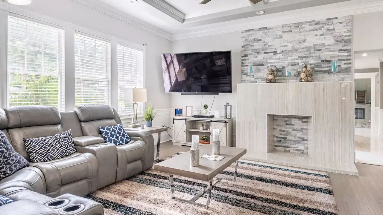 Photo of Livingroom in Lake Davis - Greenwood