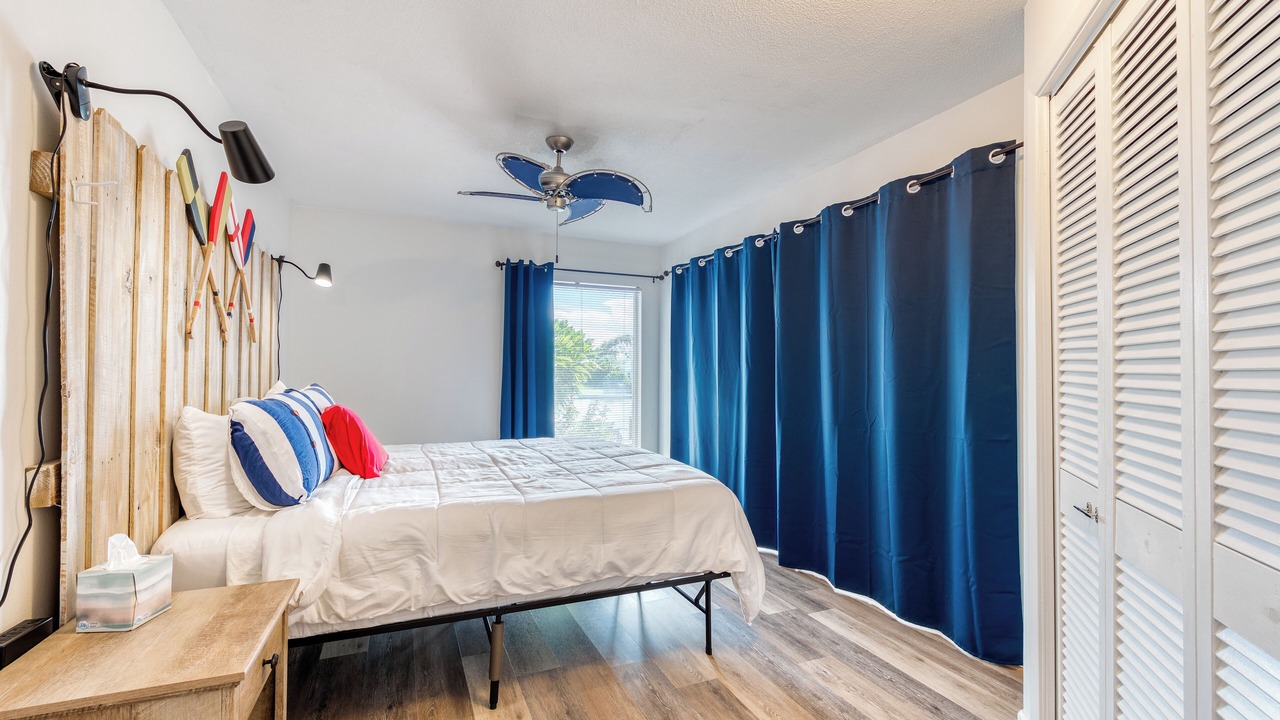 Photo of Bedroom in Cocoa Isles