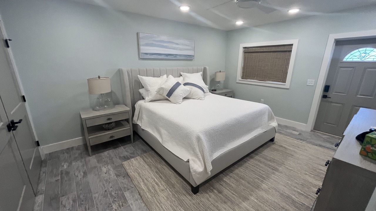 Photo of Bedroom in Vanderbilt Beach