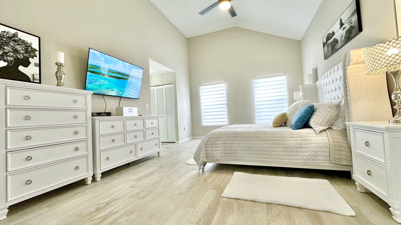 Photo of Bedroom in East Naples