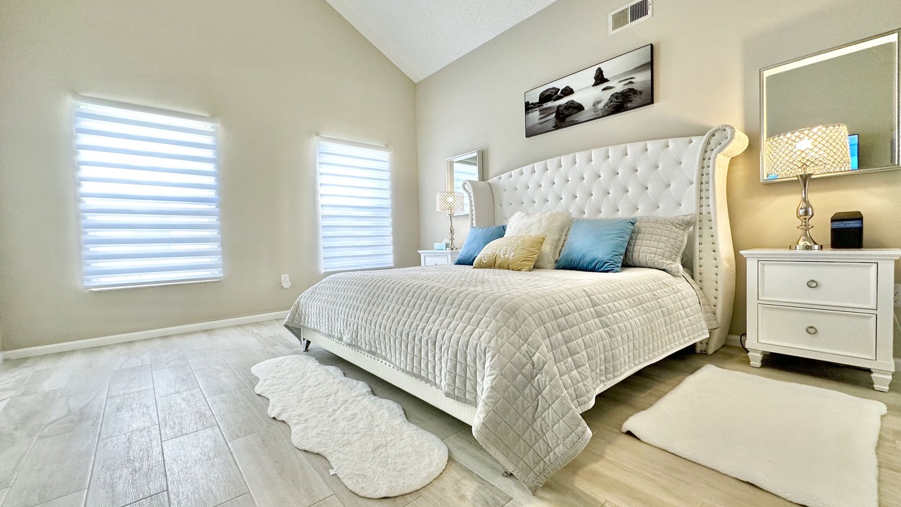 Photo of Bedroom in East Naples