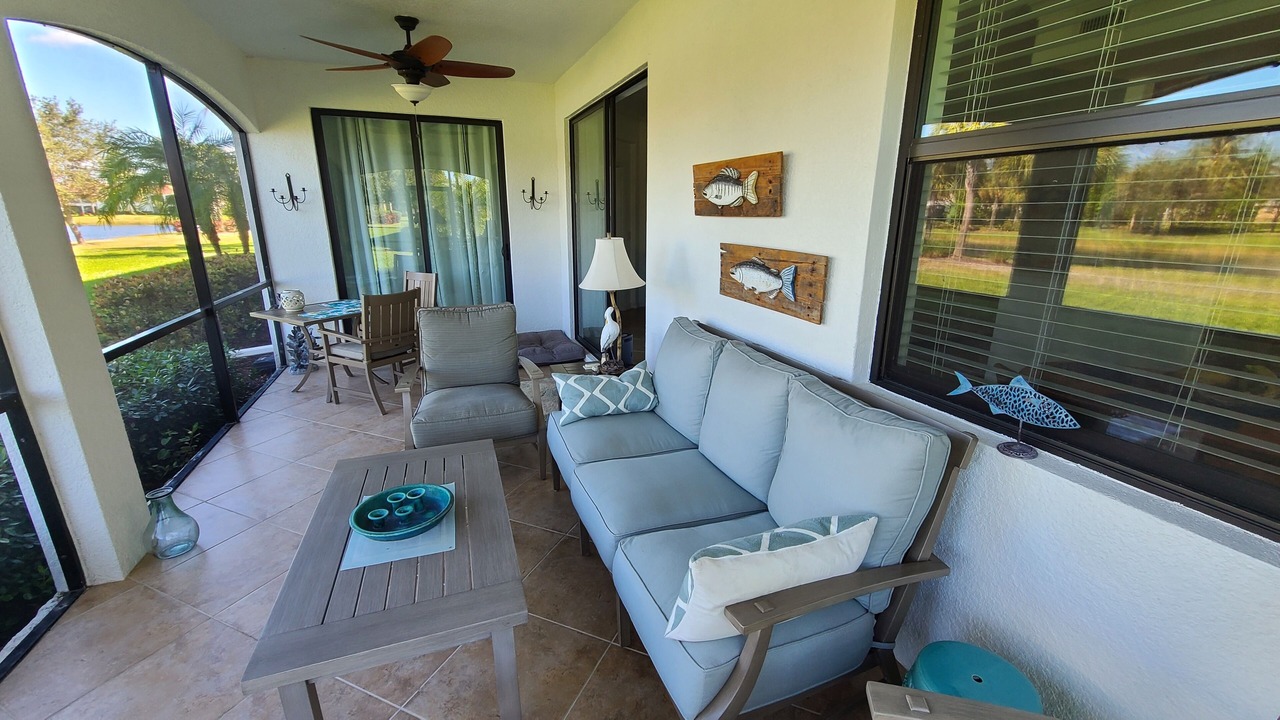 Photo of Livingroom in Naples