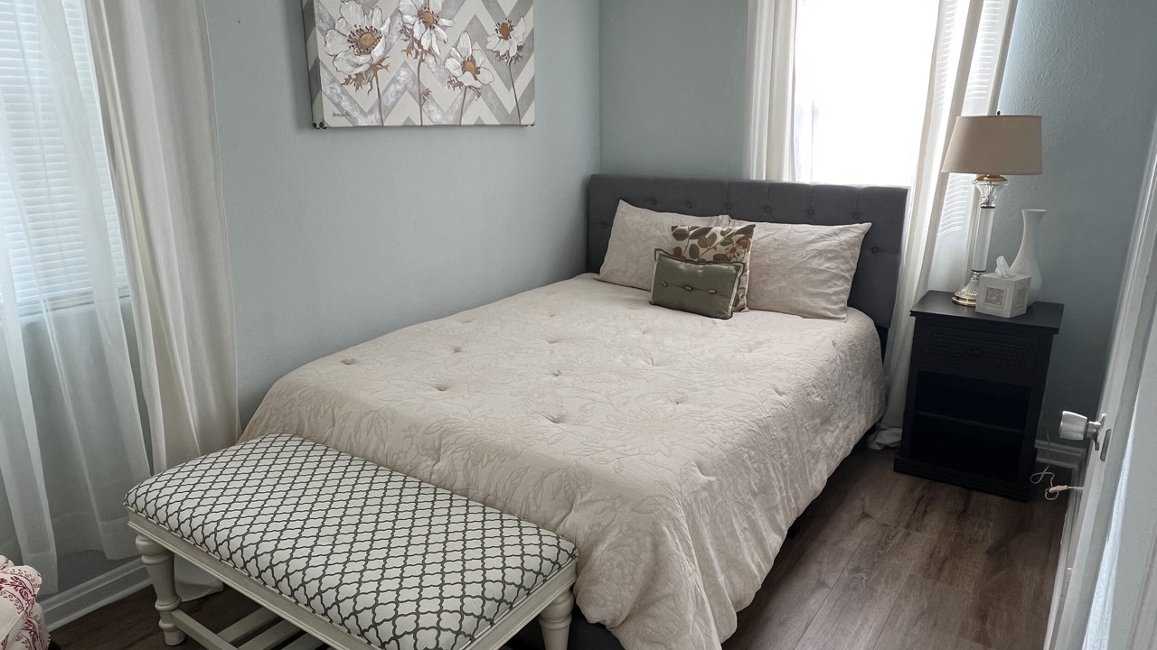 Photo of Bedroom in Riverview