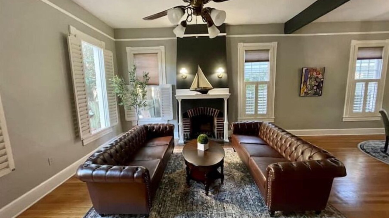 Photo of Livingroom in Five Points