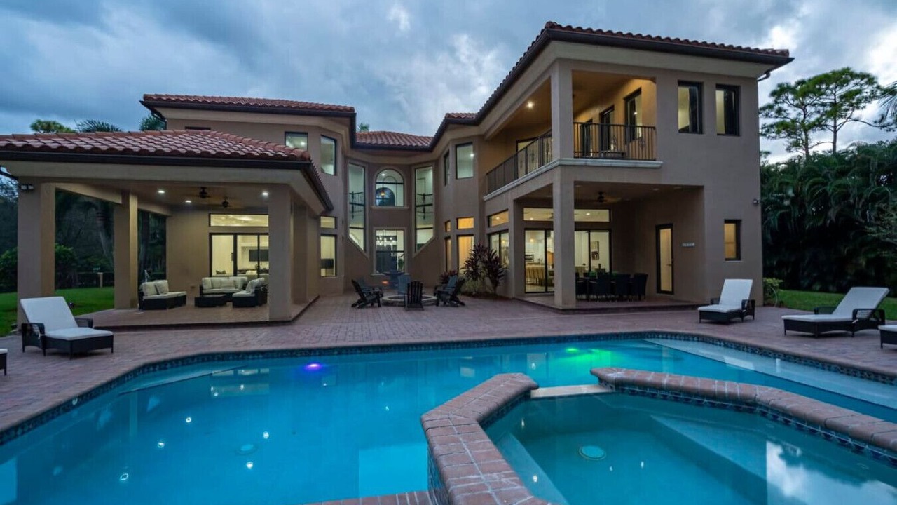 Photo of Outdoor in Palm Beach Country Estates