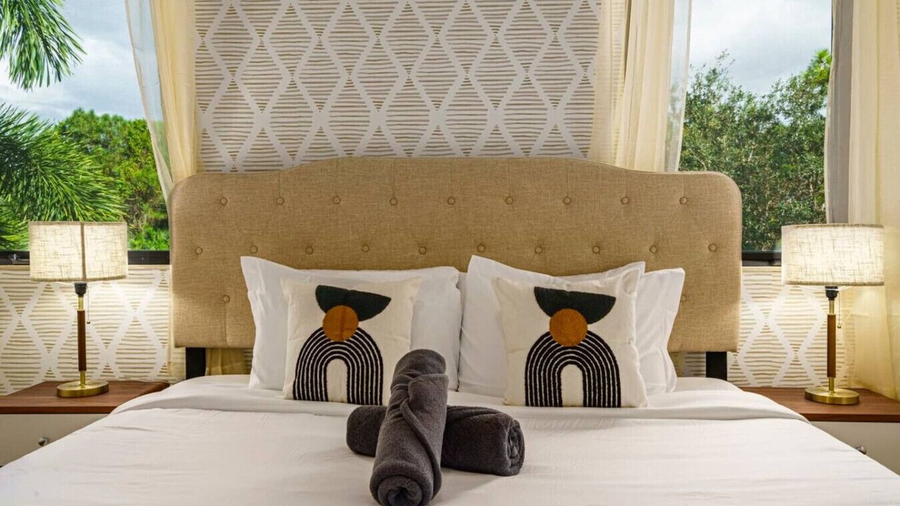 Photo of Bedroom in Palm Beach Country Estates