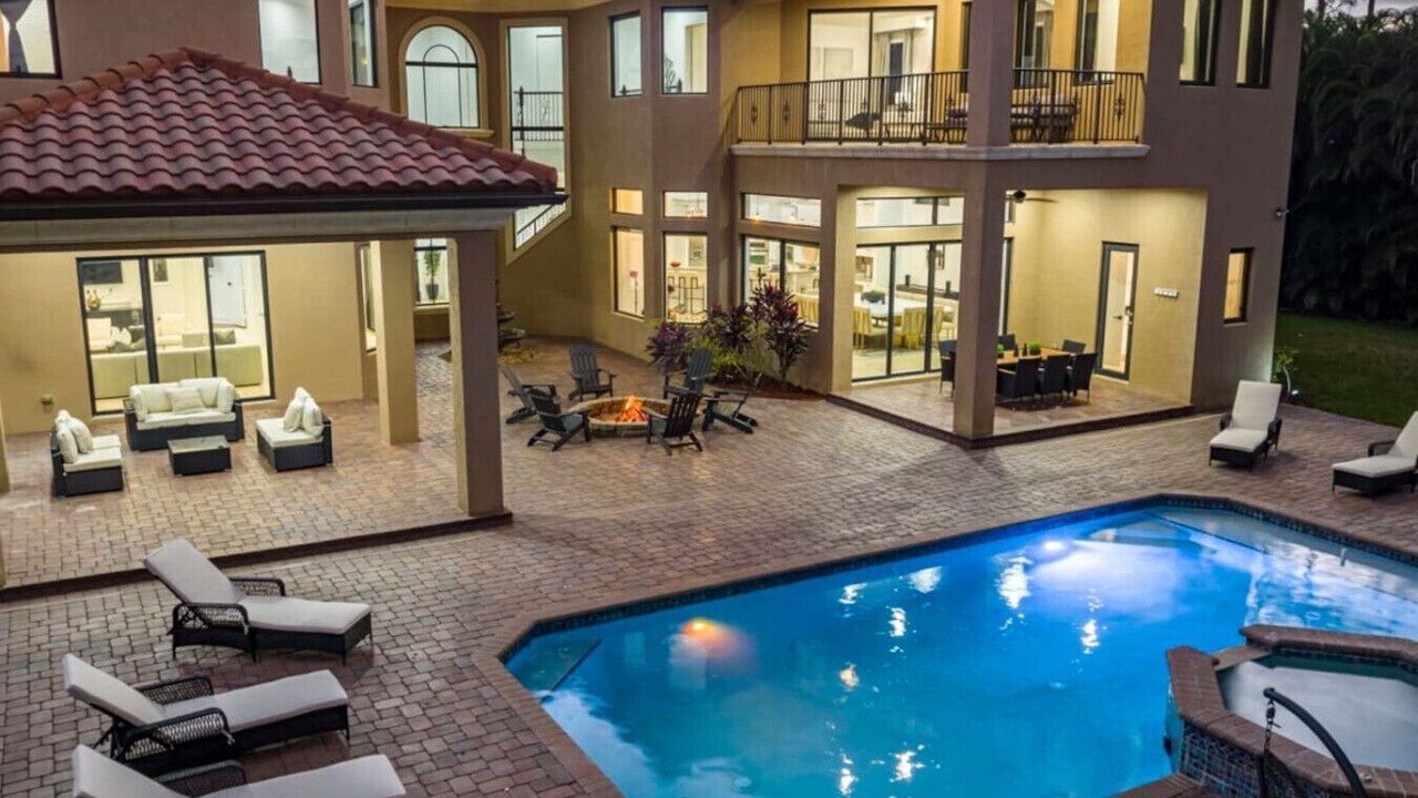 Photo of Outdoor in Palm Beach Country Estates