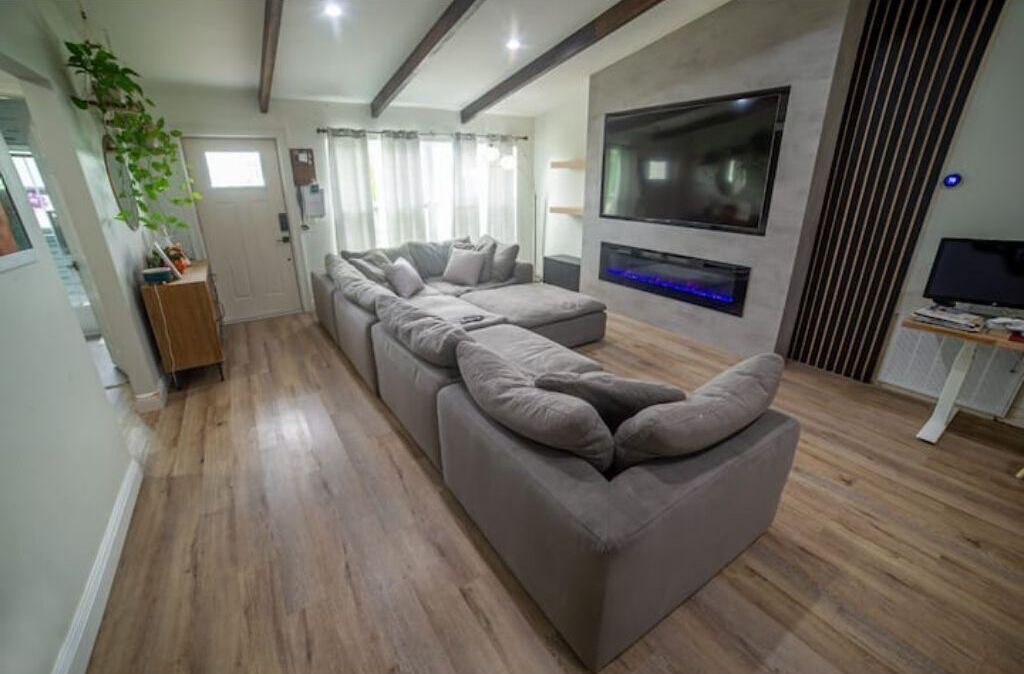 Photo of Livingroom in Sandalfoot Cove