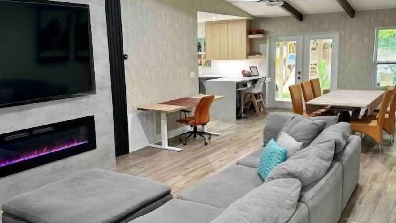 Photo of Livingroom in Sandalfoot Cove
